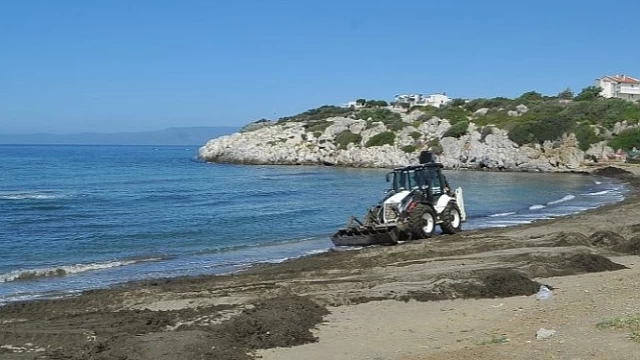 Seferihisar’ın plajları yaza hazırlanıyor