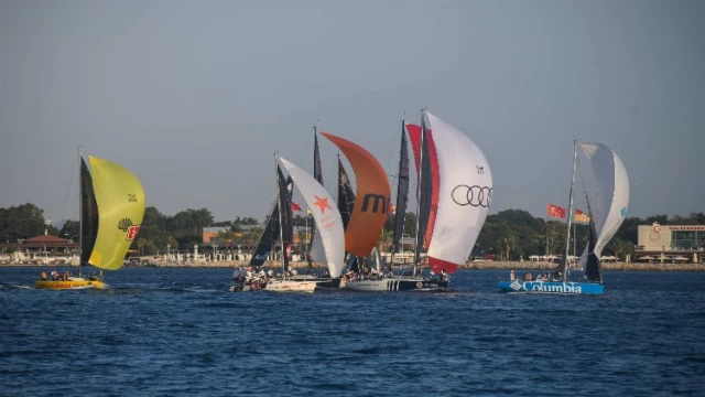 Olympos Regatta için start verildi... 26 tekne İstanbul’dan Mudanya’ya yelken açtı