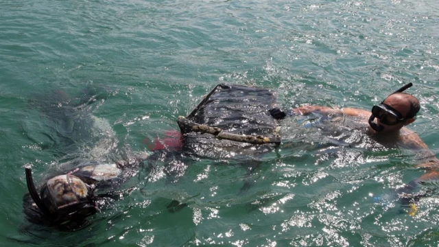 Bodrum’da deniz dibi temizliği sürüyor