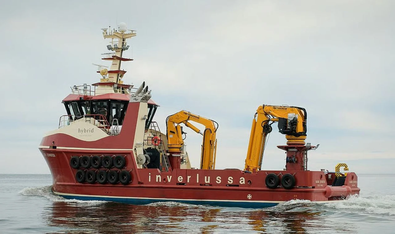 "Naomi Jennifer"ı Ekledi