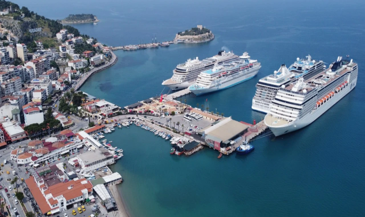 Rekor Kruvaziyer Trafiğiyle Tamamladı