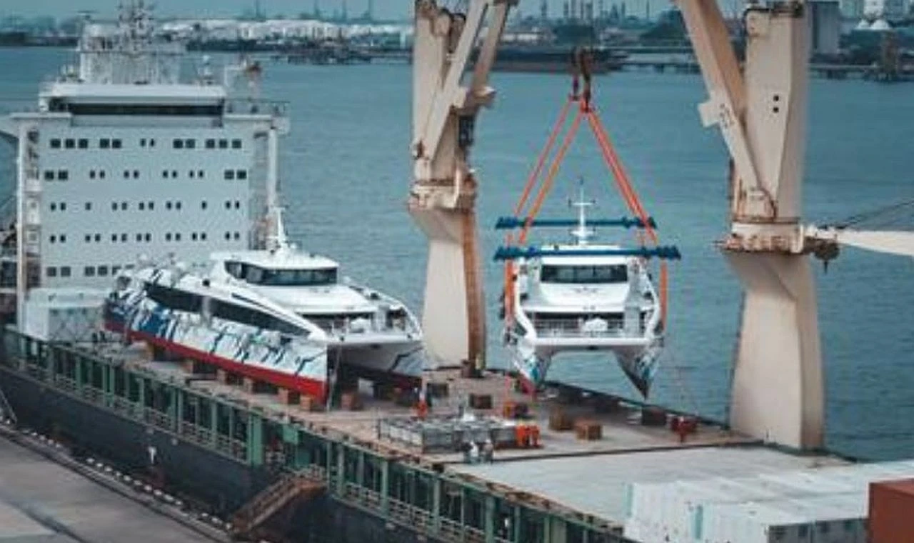 Hamburg Ofisi Açtı