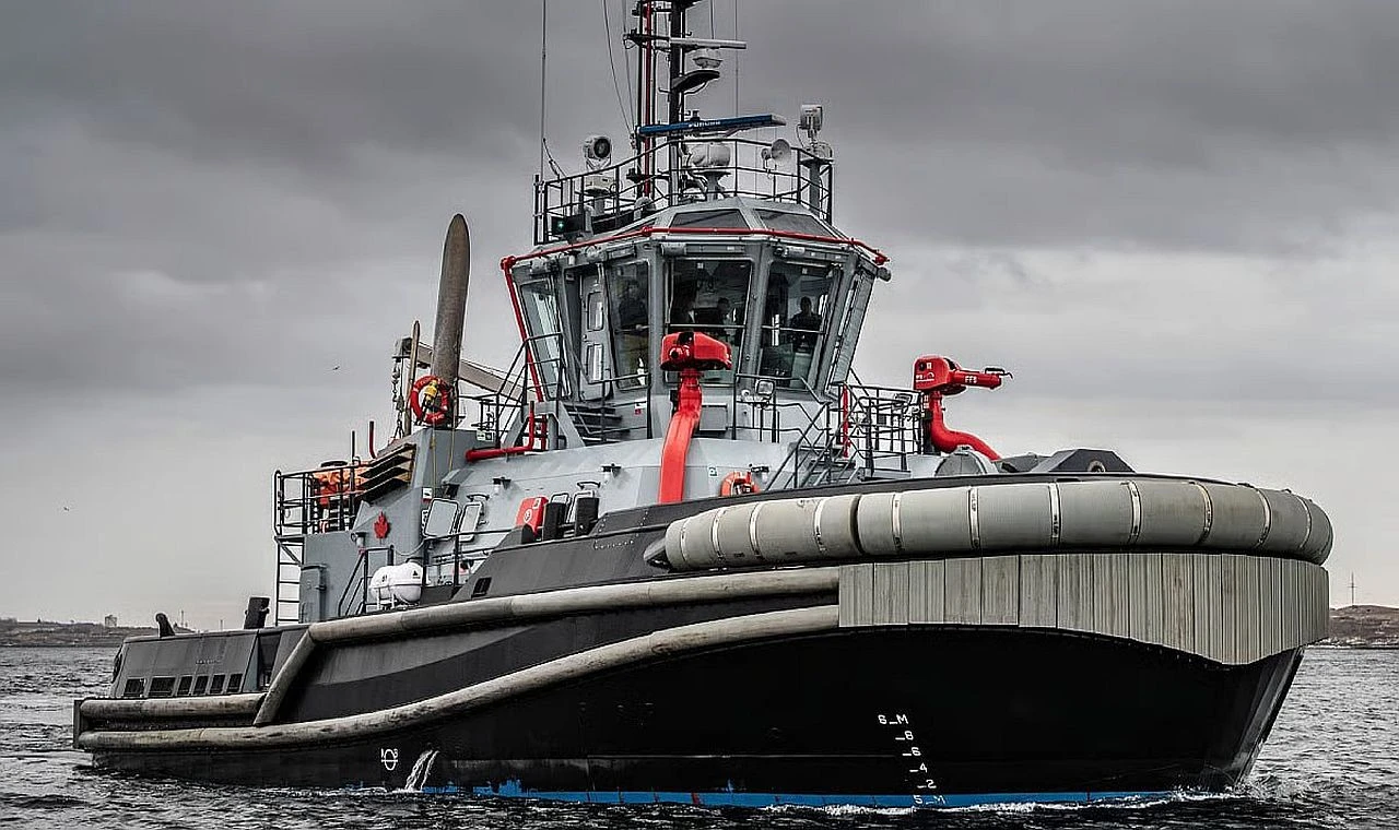 Yeni Römorkörü Teslim Aldı