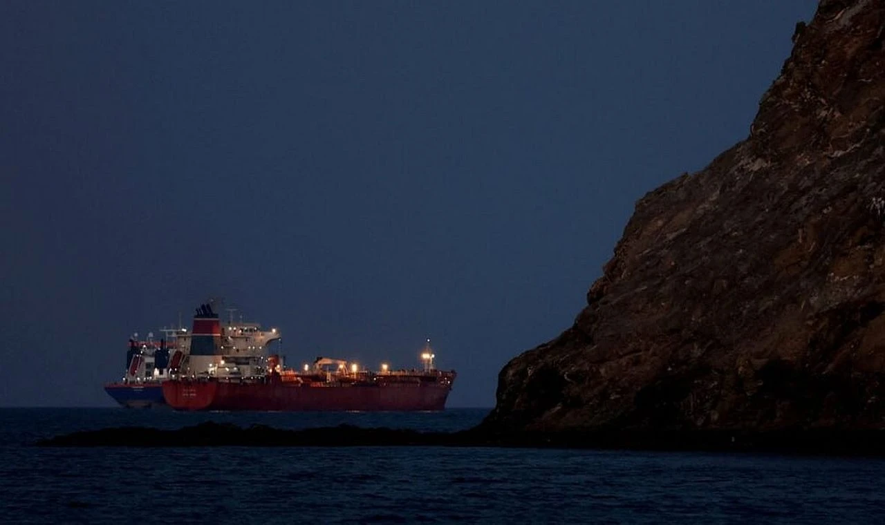 Hürmüz Boğazı'ndan Geçiyor