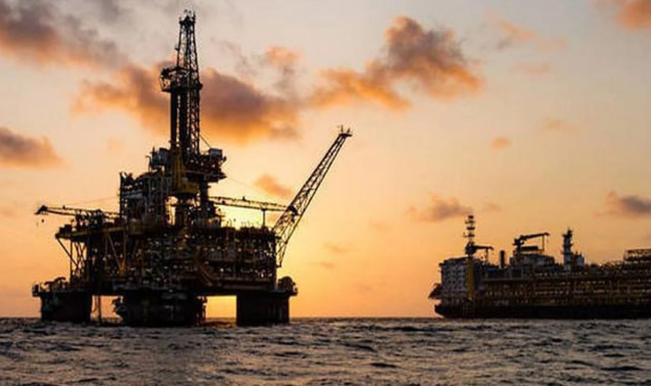 TotalEnergies Üretimi Durdurdu