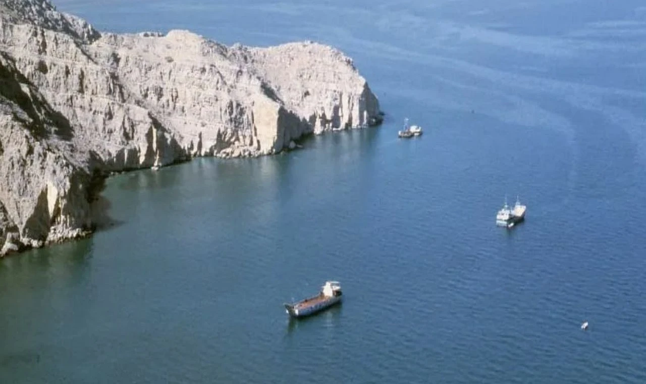 Ücret Uygulamayı Düşünüyor