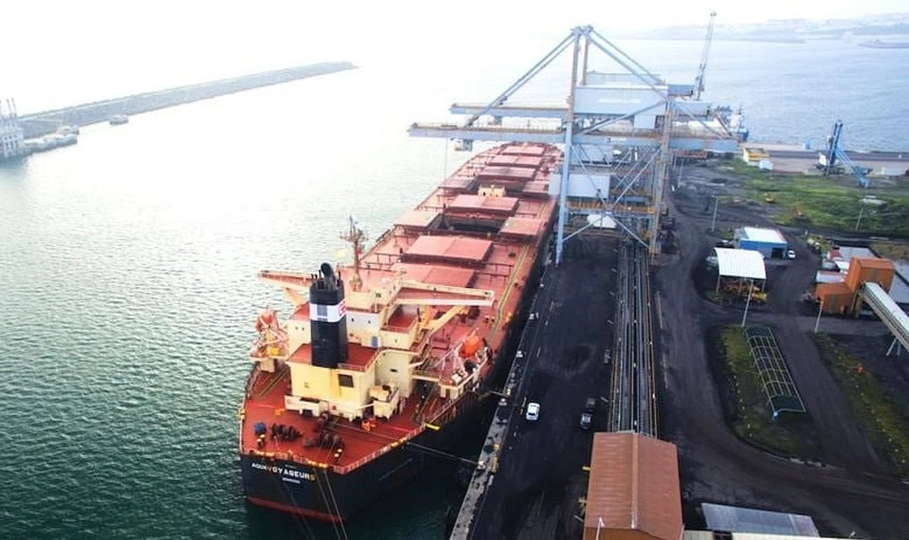 Hürmüz Boğazı'nın Kapanması