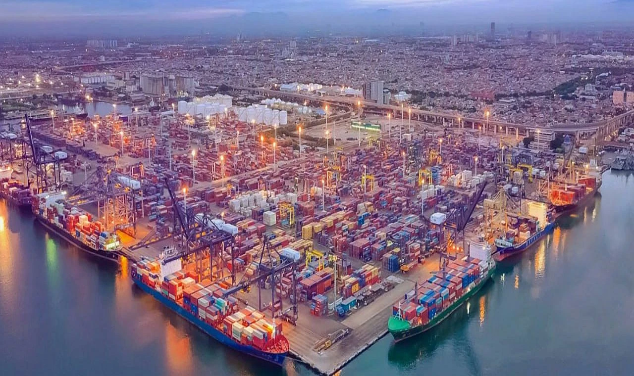 Emtia İhracatını Merkezileştiriyor