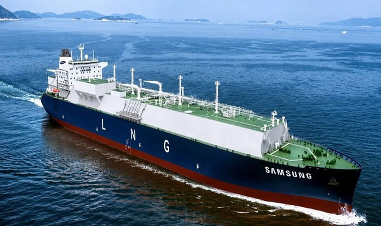 LNG Taşıyıcı Sipariş Etti