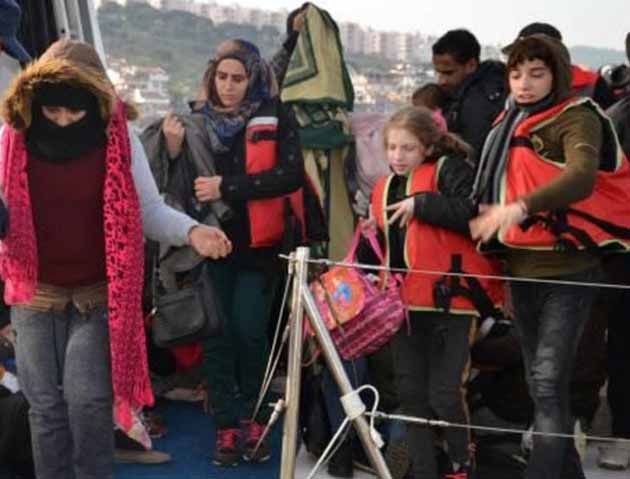 49 kaçak göçmen yakalandı