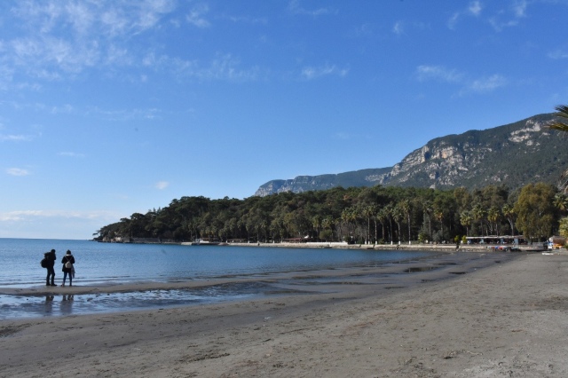 Muğla Ula'da Deniz 25 metre Çekildi