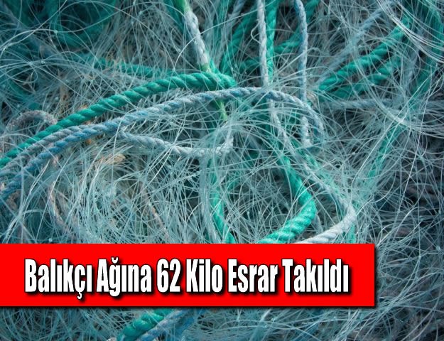 Balıkçı Ağına 62 Kilo Esrar Takıldı