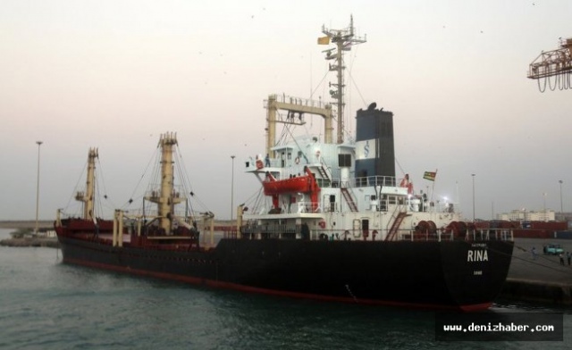 Gıda Yardımı Taşıyan İlk Gemi Yemen'e Ulaştı