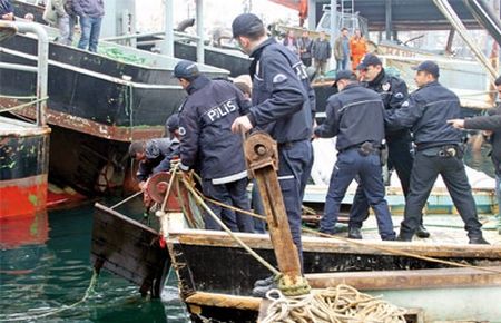 Marmara'da Trol Baskını..