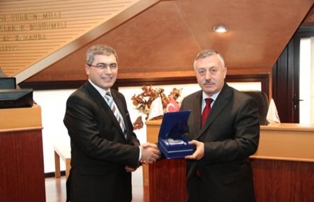 ODEK'ten Hasan Naiboğlu?na teşekkür 