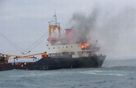Tuzla?da gemi yangını
