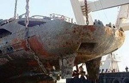 Yunan gemileri hurdaya çıktı