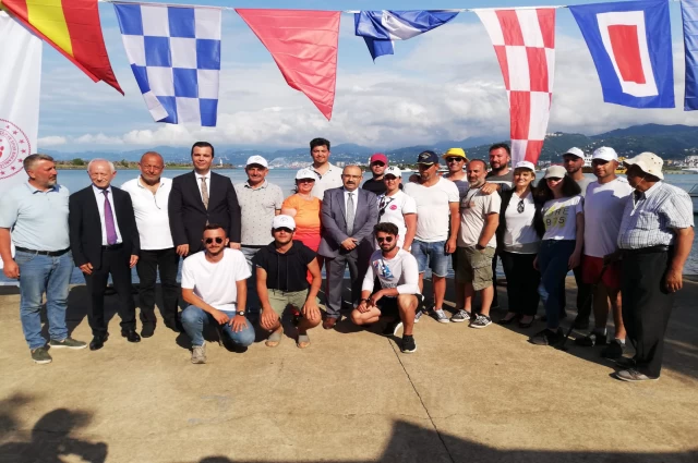 Karadeniz Sahil Güvenlik 40. Yıl Yelken Kupası Yarışları Nefes Kesti