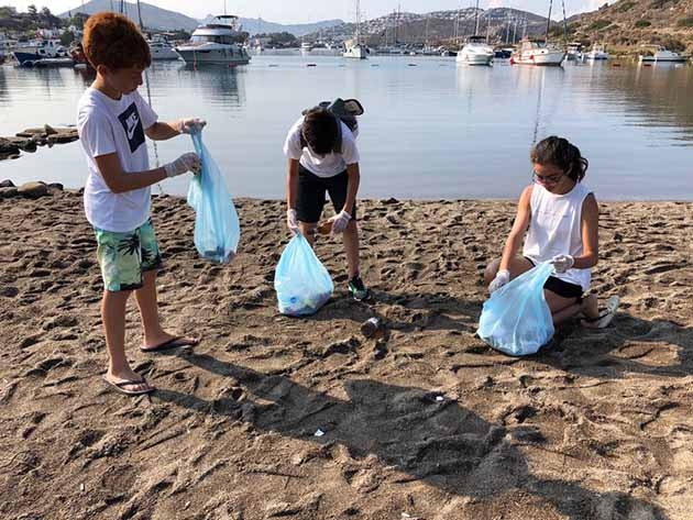 'Sea Life' İstanbul'un Su Altı Kaşifleri Sahil Temizliğine Çağırıyor!