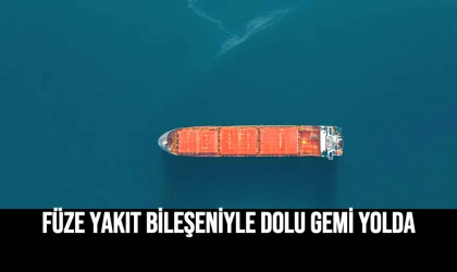 Füze Yakıt Bileşeniyle Dolu Gemi Yolda