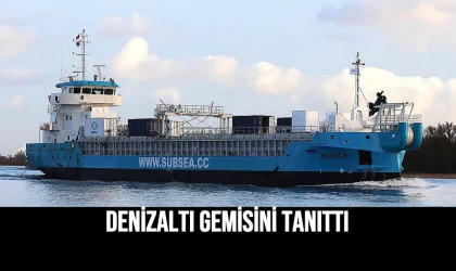 Denizaltı Gemisini Tanıttı