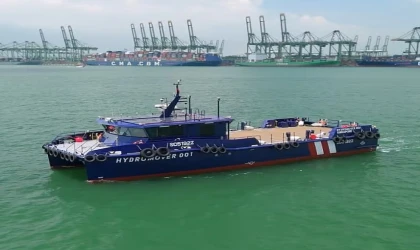 Elektrikli Kargo Katamaranını Tanıttı