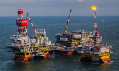 Lukoil Üretimi Durdurdu