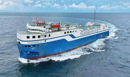 İki Yeni Ro-Ro Gemisini Hizmete Aldı