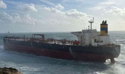 Petrol Tankeri Karaya Oturdu