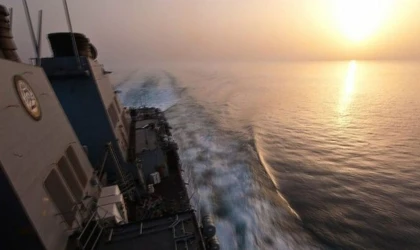 Hormuz'da 3.200 Gemi Felç Oldu