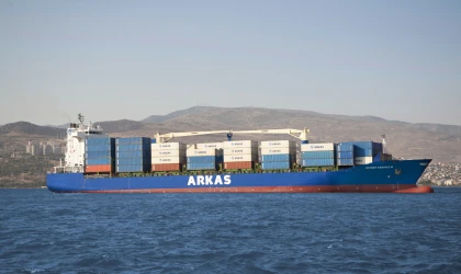 Arkas Line, Rusya Bağlantısını St. Petersburg Üzerinden Sürdürüyor