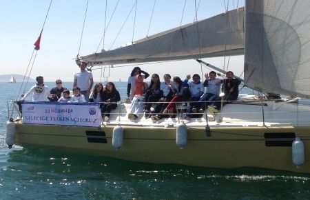 23 Nisan Çoçukları İlk Kez Denizle Buluştu