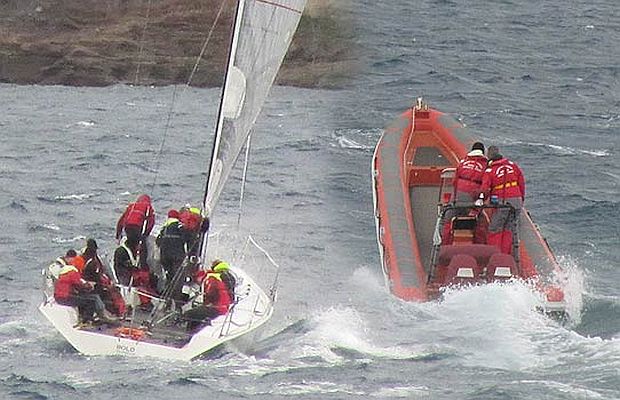 Yapılamayan yarışta denize adam düştü