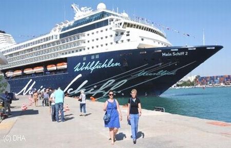 Antalya Kruvaziyer Sezonunu Açıyor