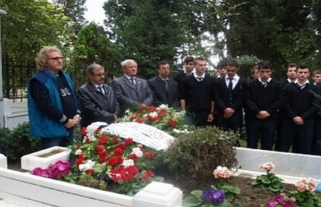 Armatör Yakup Aksoy Mezarı Başında Anıldı