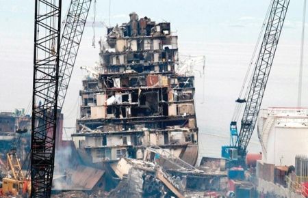 ?Aşk gemisi? paramparça oldu