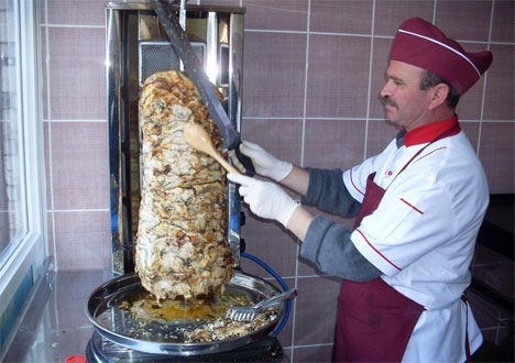 Et ve Tavuk Dönere Alternatif &#34;Balık Döner&#34;