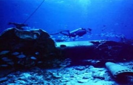 Batık gemiyi ararken hazine buldular