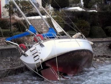 Bodrum'u fırtına vurdu