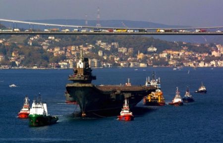 Çin?den yeni uçak gemisi