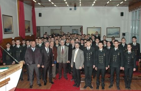 DEFAV İTÜ Denizcilik Fakültesi Öğrencileriyle Buluştu