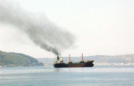 Denizi kirleten gemiye '70 bin lira ceza'