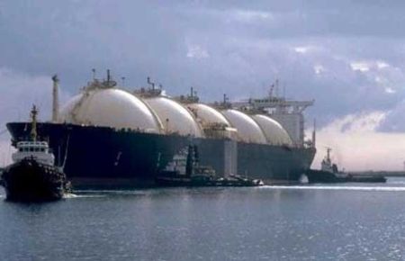 DNV: LNG yakıtlı gemiler ivme kazanıyor