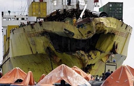 Filipinler?de batan feribotun çok sayıda yolcusu kayıp