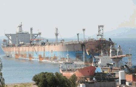 Gemi Söküm Tersanesinde İş Kazası; 1 Ölü