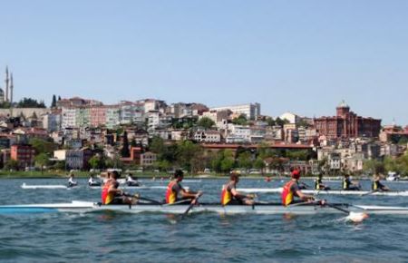 Haliç'te kürek çekmenin keyfi