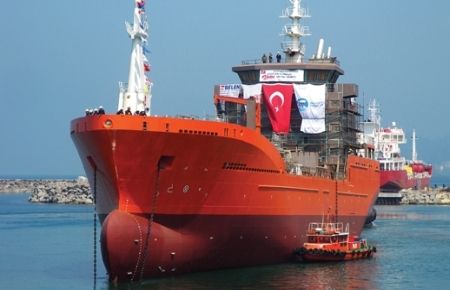 Kimyasal Tanker Gemisi Denize İndirildi