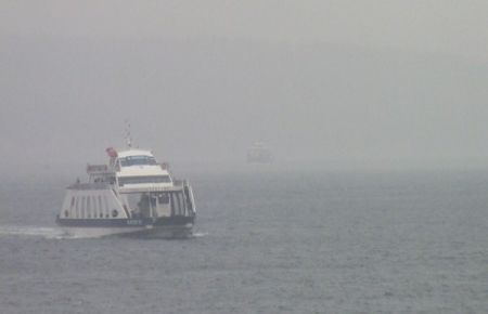 Kuvvetli poyraz deniz ulaşımını aksatıyor
