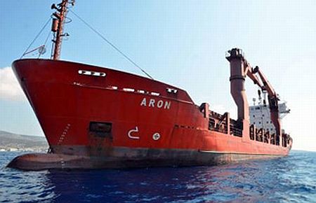 Mürettebat Gemiyi Terk Etti