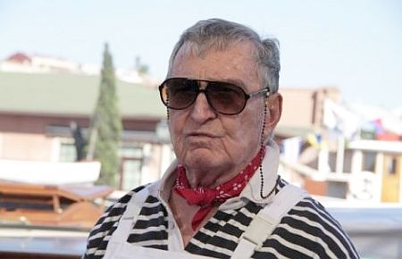 Rahmi Koç'u yer yok diye tekneye almadılar